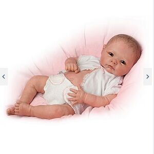 The Ashton-Drake Galleries Kids Doll - Little Grace